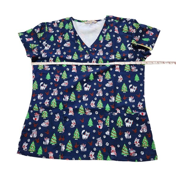 NEW Two Christmas Scrub Tops Red and Blue with Christmas Tree Cats Dogs Sz M - Picture 12 of 16